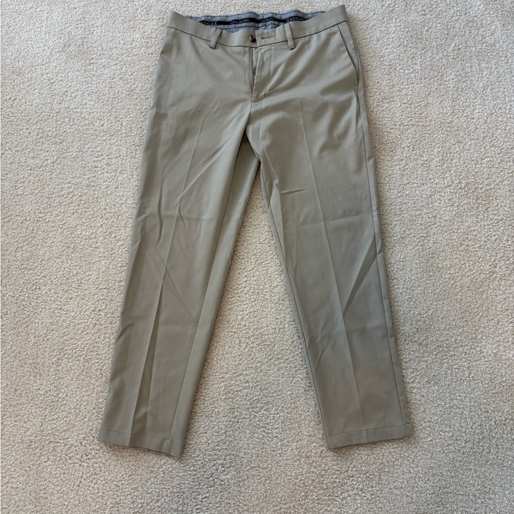 Haggar Men's Cool 18 Pro Slim Fit Flat Front Super Flex Waistband Casual Pant